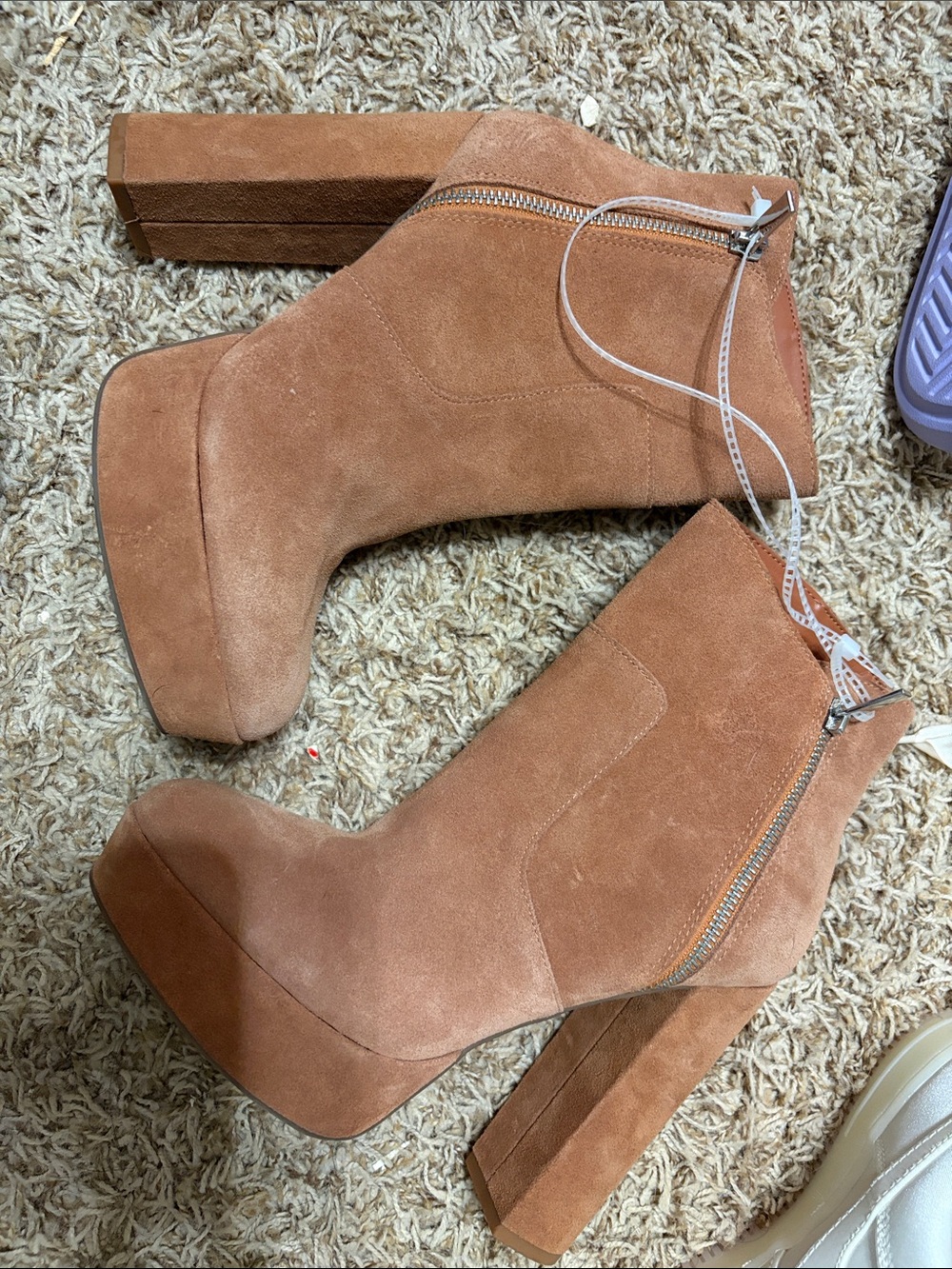 Gianni Bini Sz 7.5 Women’s Suede Platform Ankle Boots in Camel